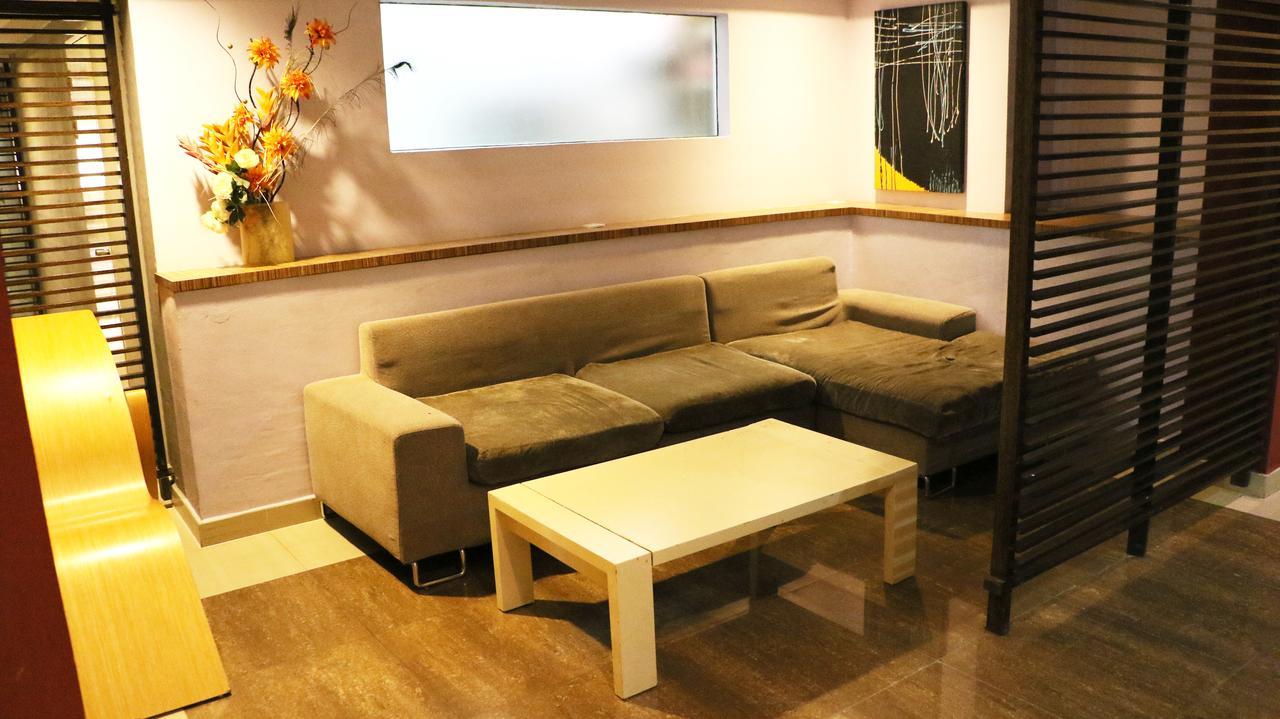 Legallery Suites Hotel Bandar Seri Begawan Exteriör bild