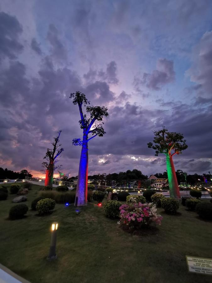 Legallery Suites Hotel Bandar Seri Begawan Exteriör bild
